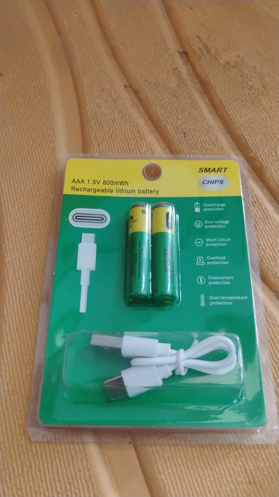AAA Rechargeable 800 mWh Batteries With Recharging Cable (2 Pc Set) AAA Rechargeable 800 mWh Batteries With Recharging Cable (2 Pc Set)